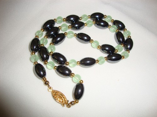 Collana vintage con - con, perle
