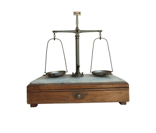 Antica xix secolo bilancia - antica,