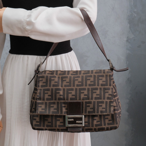 Borsa mano tracolla - mano, fendi