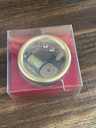 Reuge music box - r, ti