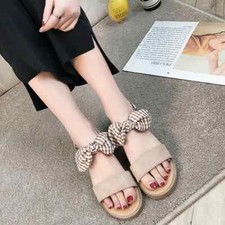 Sandali eleganti bassi