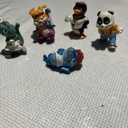 Lotto personaggi kinder - lotto,
