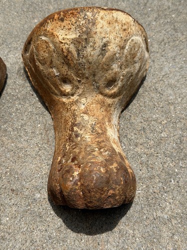 Antico piede per vasca - , da