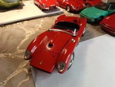 Ferrari 250 Testa Rossa rossa