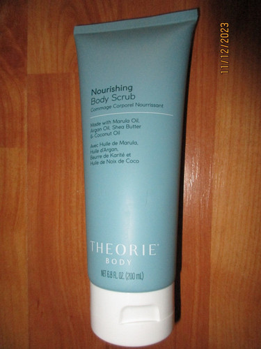 Theorie scrub corpo - corpo, nutriente