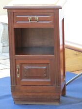 Comodino antico in legno con ripiano in marmo Italia Epoca inizio 900