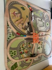 pista in legno per treni