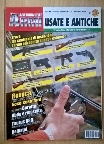 Vetrina delle armi - armi, usate