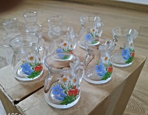 Piccoli bicchierini - ,
