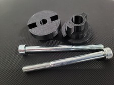 boccola - adattatore - distanziale  specchi bar end hypermotard 950-821sp-939sp