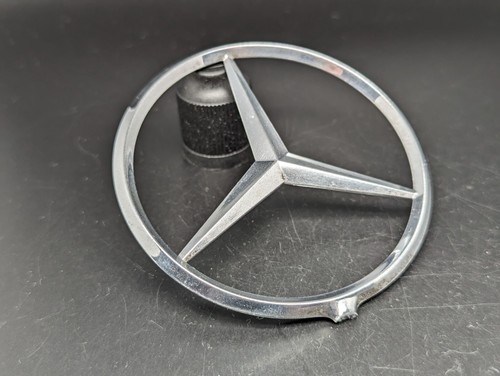 Mercedes 77mm logo metallo - mercedes,