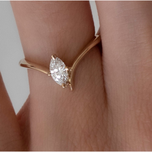 Anello oro taglio marchesa - in,