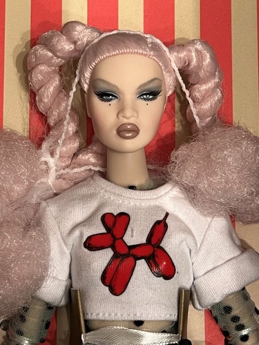 Nuface nrfb doll - , cirque