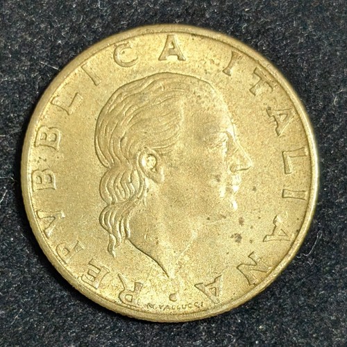 1978 italy 200 lire - r,