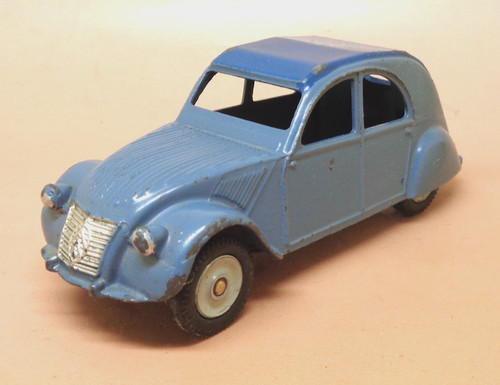 Rara dinky toys - rif, 535
