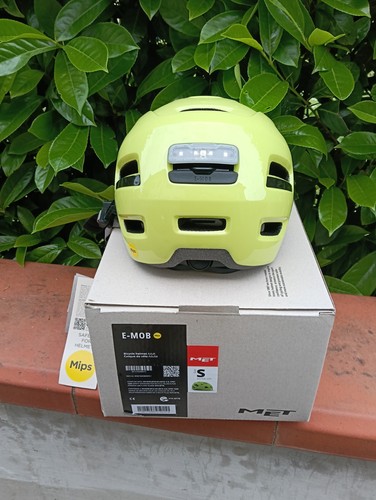 Casco met per - met,