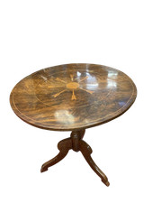 Antico tavolino rotondo