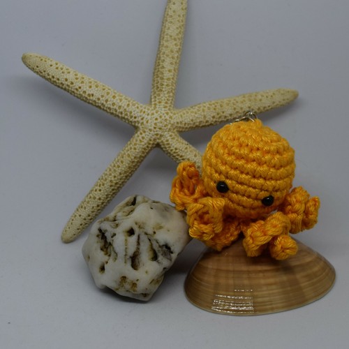 Portachiavi amigurumi forma - , di