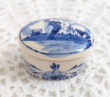 Dutch Netherlands DELFT hand