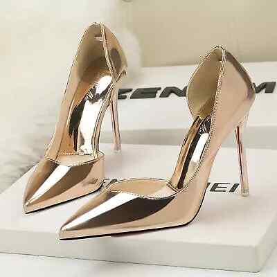 Scarpe decolte eleganti
