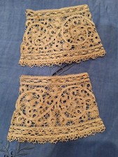 Antichi raffinati Polsini In Pizzo Cantu' Altezza Cm10.