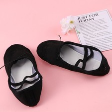  1 paio di scarpe da ballo