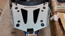 SRA5106 GIVI portapacchi