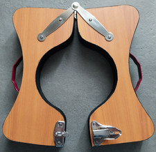 SPADA ATTRAVERSO IL COLLO