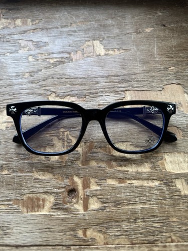 Occhiali design croce cuori