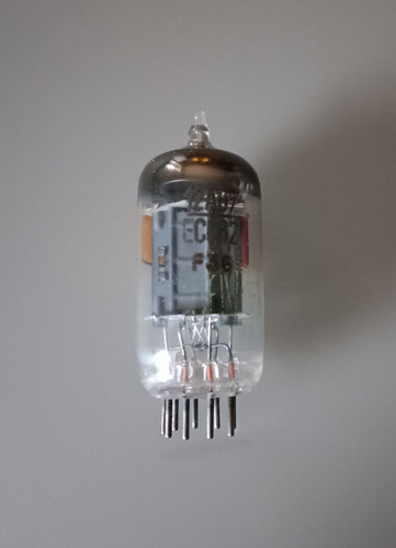 Valvola ecc82 fivre - valvola,