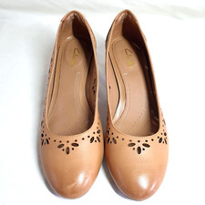 Tacchi Corte Pelle Marrone