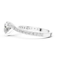 Anello infinito con diamanti