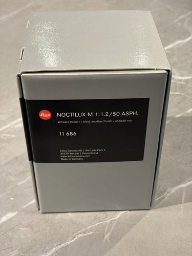 Leica 50mm noctilux - f2,