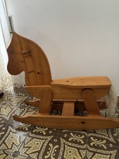 Cavallo A Dondolo in Legno