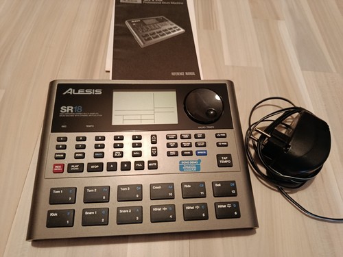 Alesis drum computer - 18,
