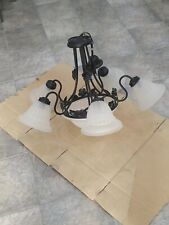 Lampadario artigianale in ferro battuto e vetro 5 luci+2