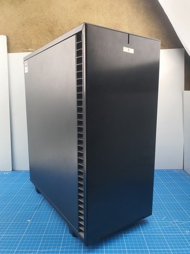 Custodia mid tower compatta - custodia,