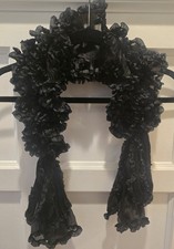 Antico collo vittoriano nero