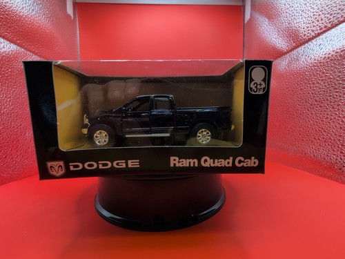 Pickup maisto dodge ram quad - pickup,