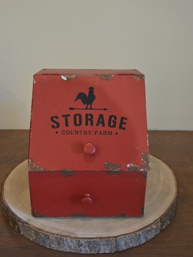 Audrey farmhouse red - audrey's, metal