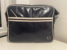 Borsa a tracolla classica Fred