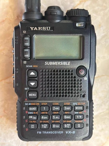 Walkie talkie yaesu 8dr - yaesu, vx-8dr