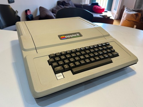 Apple europlus vintage - ii,