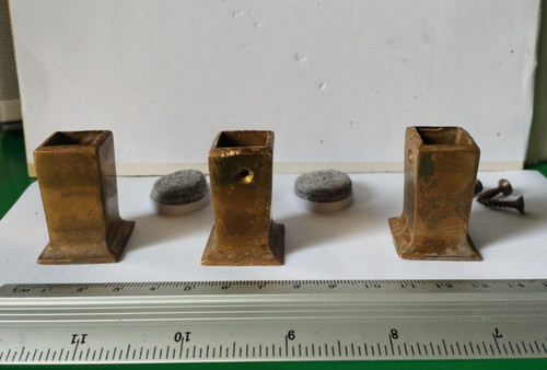 Vecchi antichi piedi in - 3,