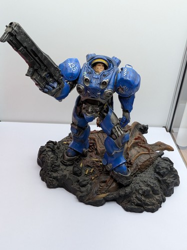Statua tychus findlay - statua,