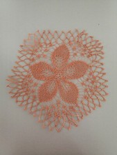 Centrino Lavorato ai Ferri - 25 cm