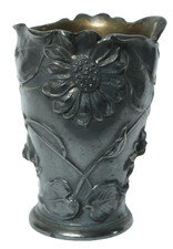 Vaso In Peltro Stile Liberty