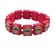 Bracciale in legno baffi rosa