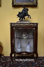 Vetrina con piano in marmo stile transizione Luigi XV