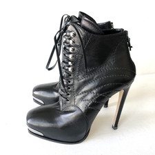 Miu miu Pelle Elegante Nero